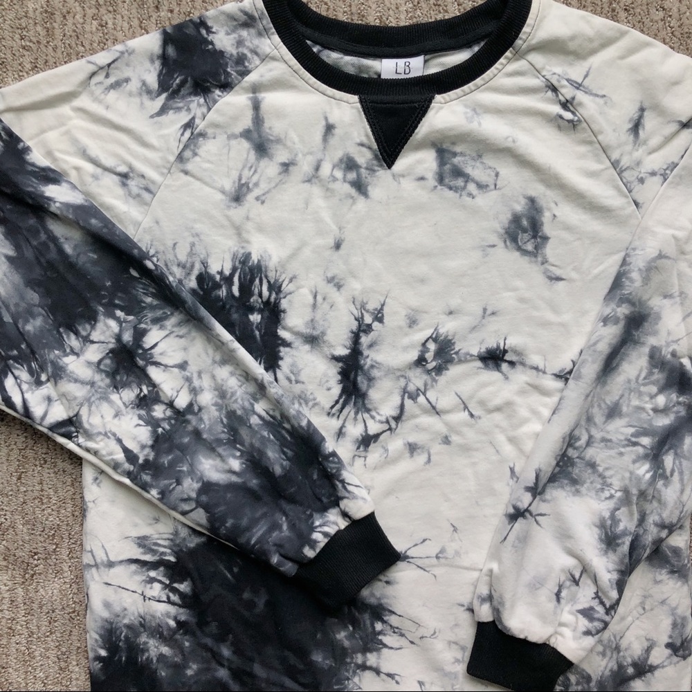 Black&white tie dye pullover